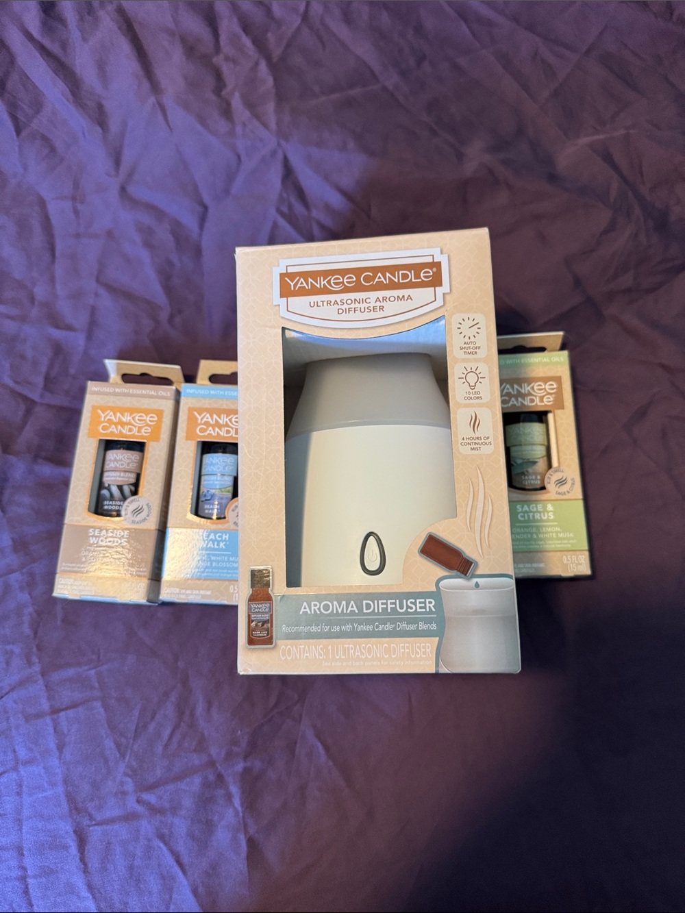 Yankee Candle used Ultrasonic Aroma Diffuser with 3 NEW infused essential oils